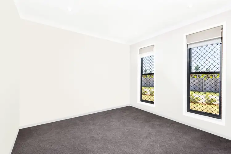 Fifth view of Homely house listing, 1 Brigalow Place, Lammermoor QLD 4703