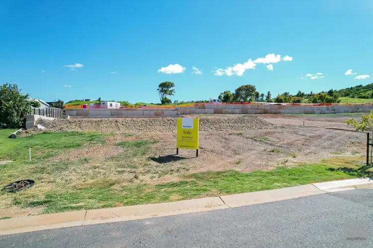 11 Sea Salt Drive, Lammermoor QLD 4703