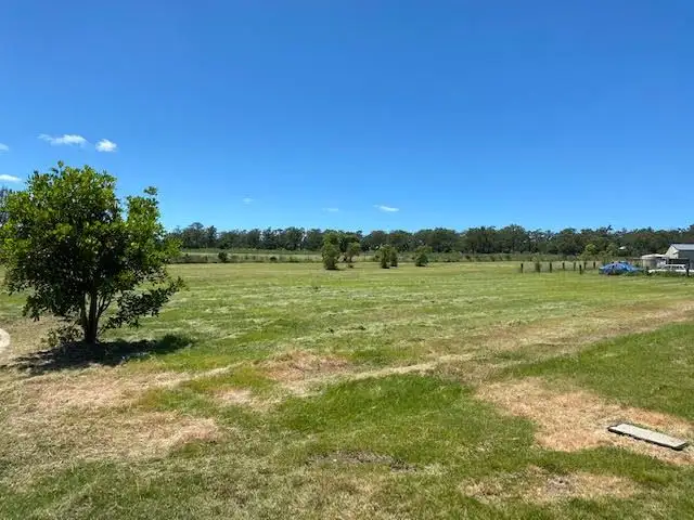 26 Monarch Street, Meringandan West QLD 4352