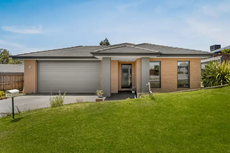 119 Manna Gum Drive, Pakenham VIC 3810