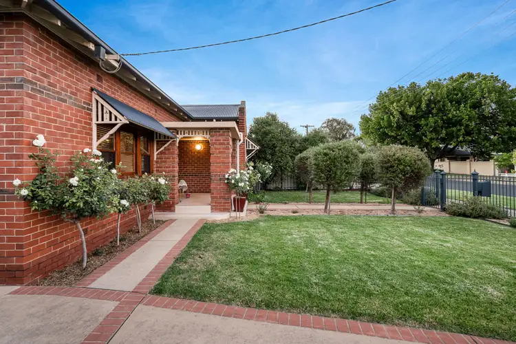 Second view of Homely house listing, 7 Batt Avenue, Wodonga VIC 3690