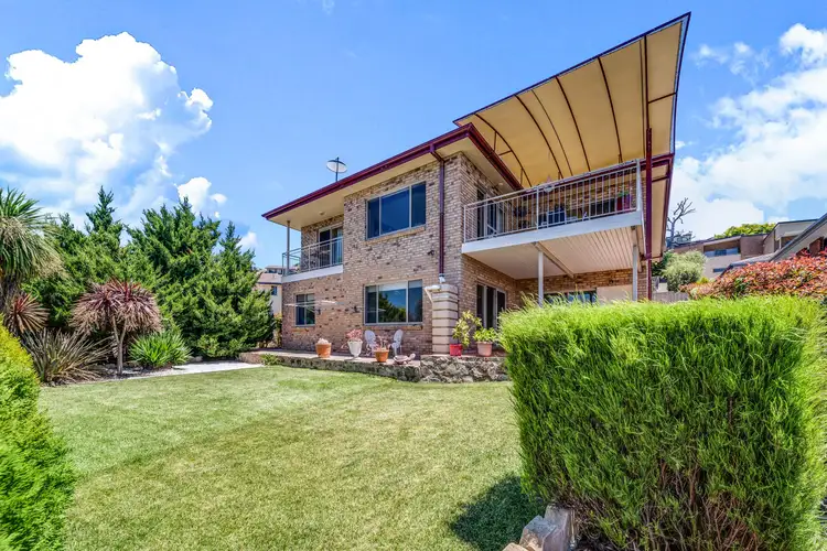 8 Slavin Place, Gordon ACT 2906