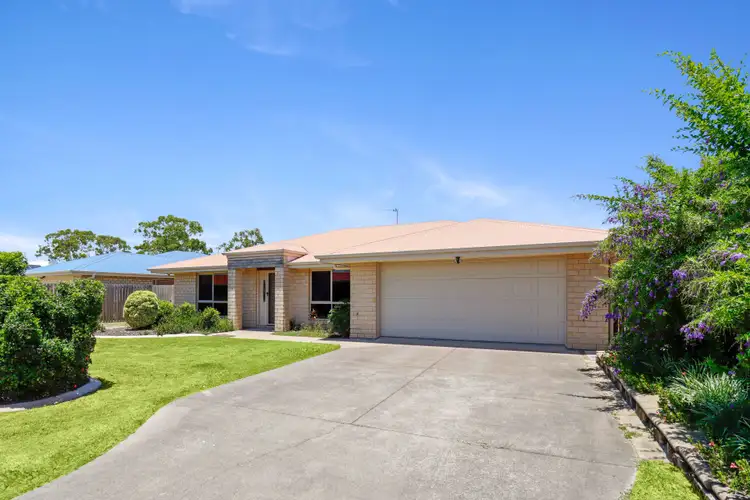 15 Archer Drive, Point Vernon QLD 4655