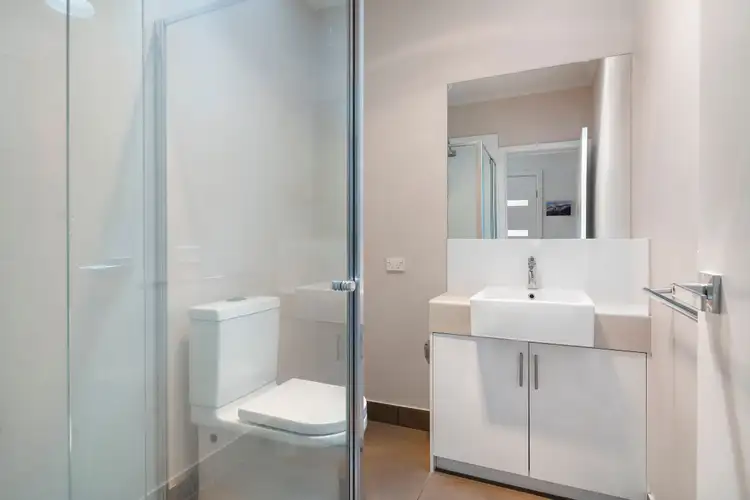 Fifth view of Homely unit listing, 4/6 Cherry Court, Lalor VIC 3075