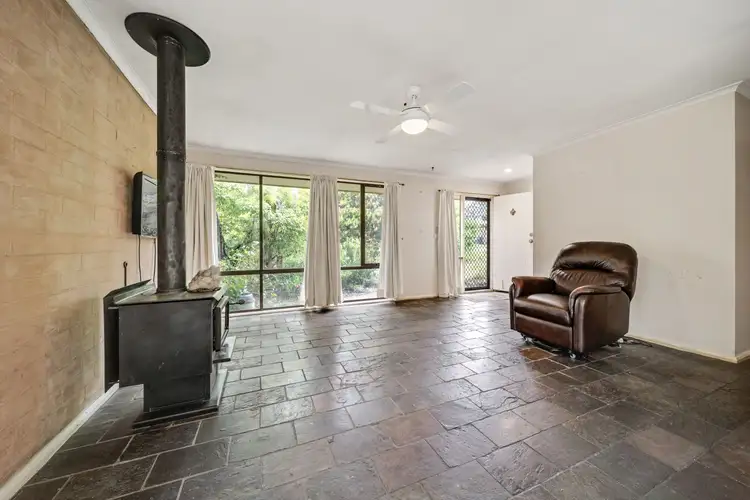 Second view of Homely house listing, 9 Dore Court, Evatt ACT 2617