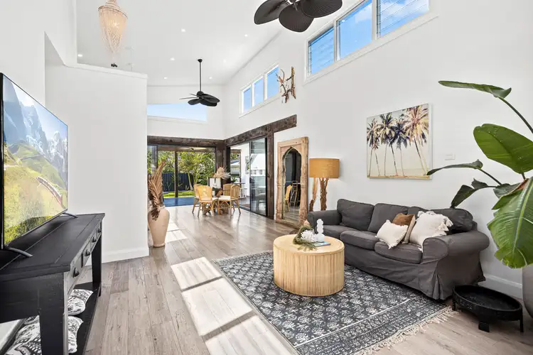 6 Acacia Street, Windang NSW 2528