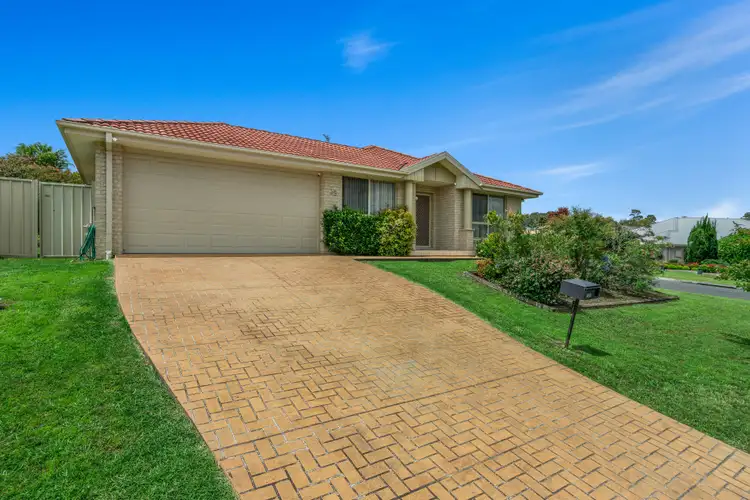 35 Carrington Park Drive, Nowra NSW 2541