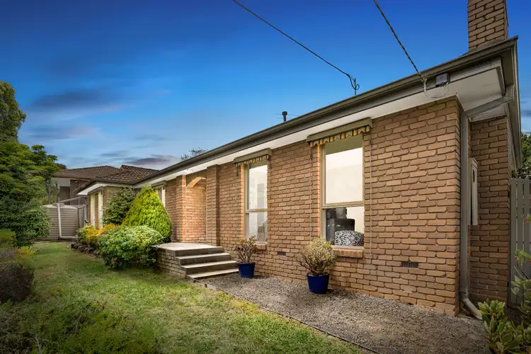 14 Levendale Avenue, Mooroolbark VIC 3138