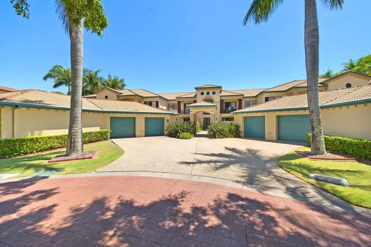 3252 Palladian Drive, Hope Island QLD 4212