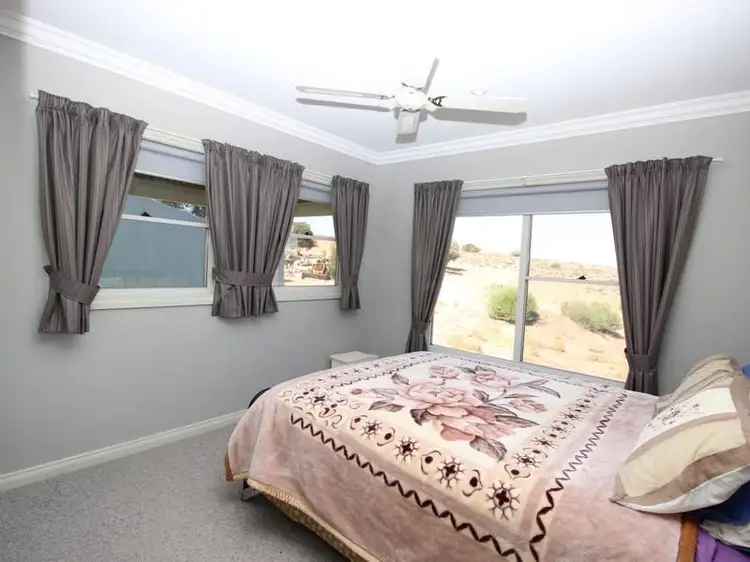 Fifth view of Homely house listing, 2 Wienke Drive, Murbko SA 5320