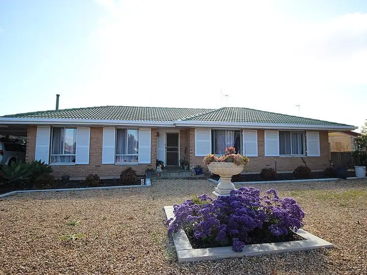 30 Lawrie Terrace, Waikerie SA 5330