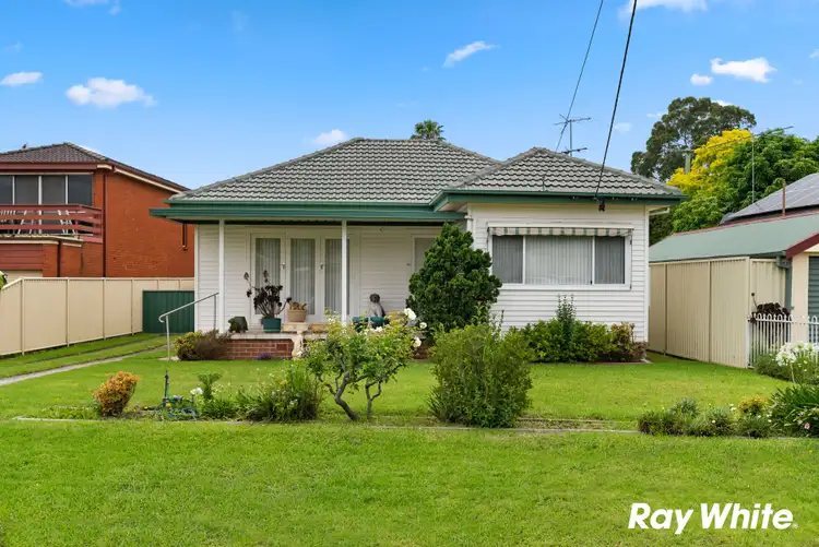 8 Curran Road, Marayong NSW 2148