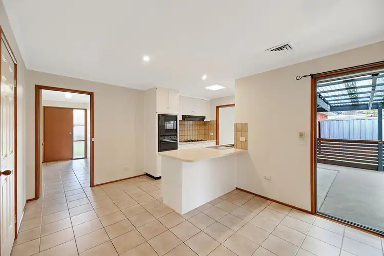 Fourth view of Homely house listing, 2 Greaves Court, Pakenham VIC 3810