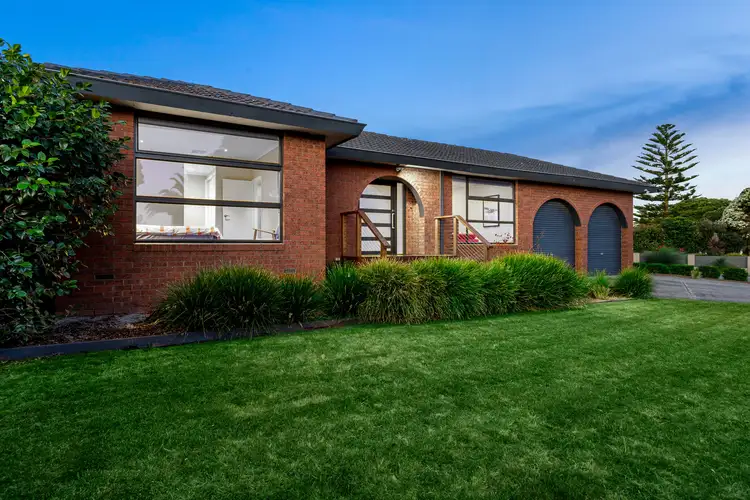 25 Grandview Road, Wheelers Hill VIC 3150