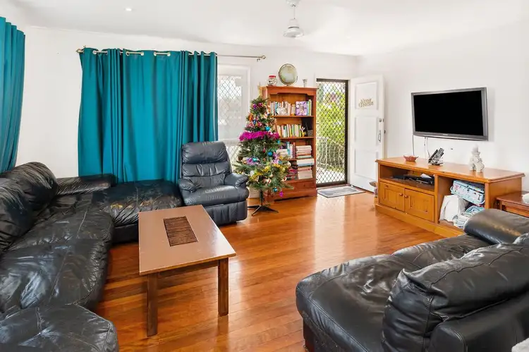 Third view of Homely house listing, 17 The Glade, Labrador QLD 4215
