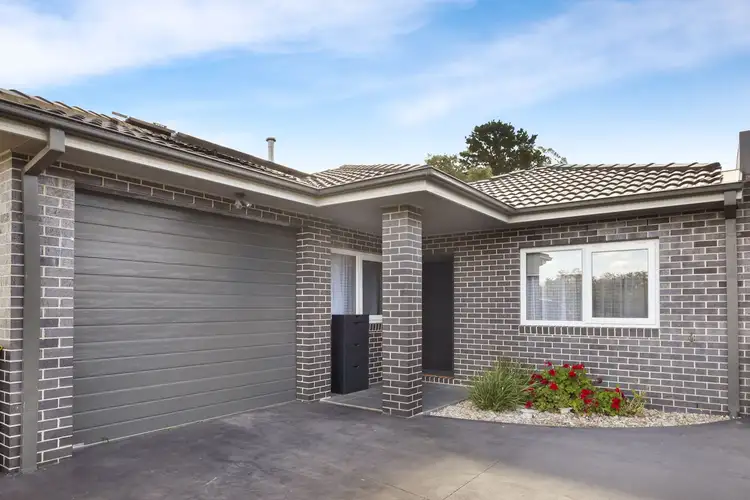 4/10 Dhemre Place, Dallas VIC 3047