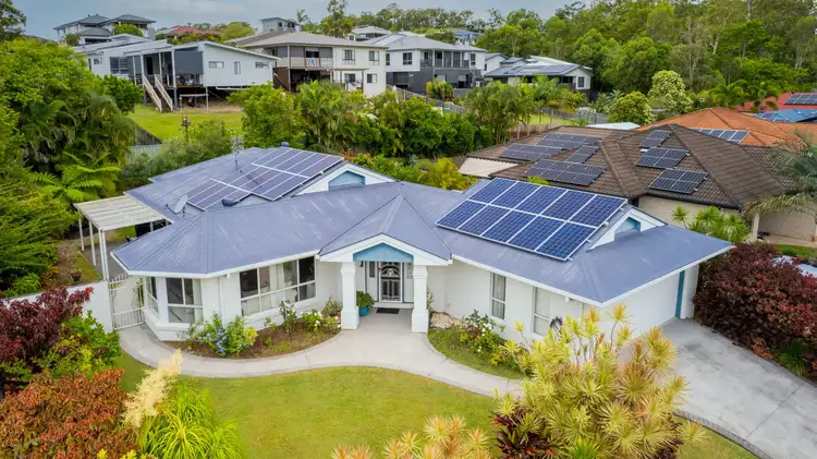 41 Bellevue Drive, Little Mountain QLD 4551