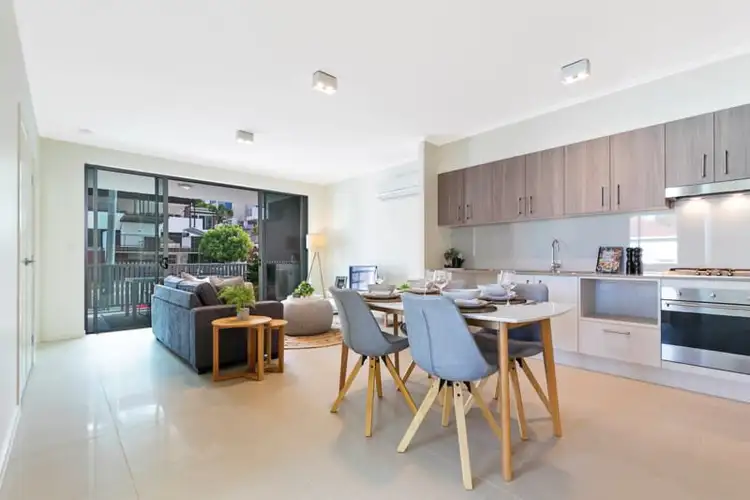 4/83 Akonna Street, Wynnum QLD 4178