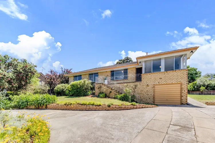 6 Crane Place, Farrer ACT 2607