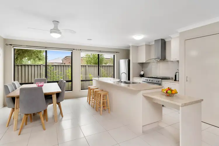 Fifth view of Homely house listing, 7 Darter Court, Lara VIC 3212
