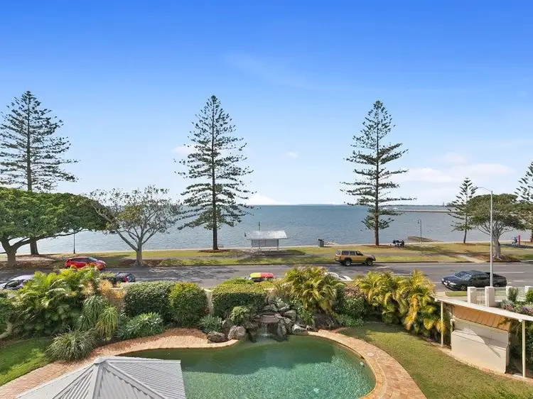 9/65 Waterloo Esplanade, Wynnum QLD 4178