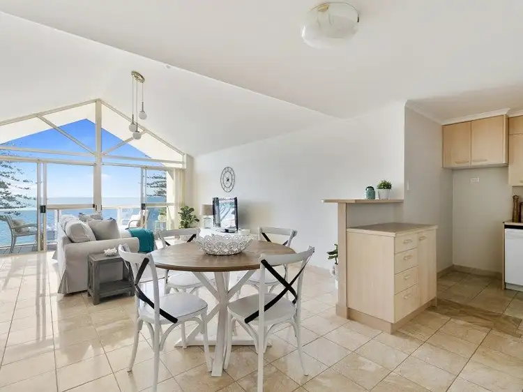 Fifth view of Homely unit listing, 9/65 Waterloo Esplanade, Wynnum QLD 4178