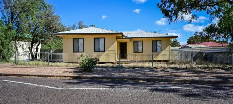 16 Hunter Crescent, Port Augusta SA 5700