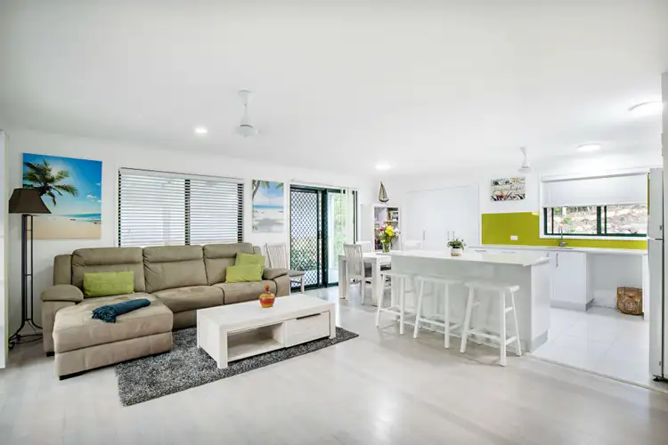 Fourth view of Homely house listing, 1 Sandpiper Crescent, Jubilee Pocket QLD 4802