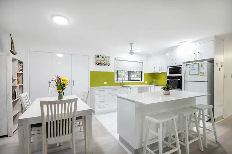 Fifth view of Homely house listing, 1 Sandpiper Crescent, Jubilee Pocket QLD 4802