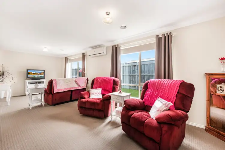 Second view of Homely house listing, 22 Vanessa Circuit, Pakenham VIC 3810