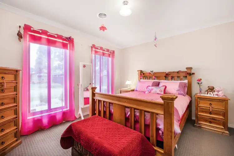 Sixth view of Homely house listing, 22 Vanessa Circuit, Pakenham VIC 3810