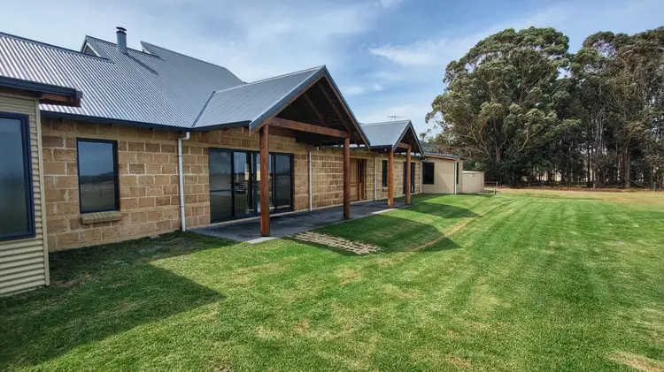 119 Kinjarling Road, Willyung WA 6330