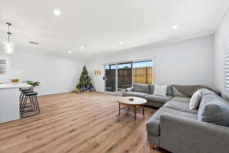 Sixth view of Homely house listing, 39 Dewhurst Circuit, Cranbourne East VIC 3977