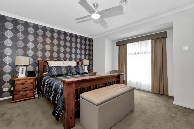 Second view of Homely house listing, 32 Lamington Drive, Tarneit VIC 3029
