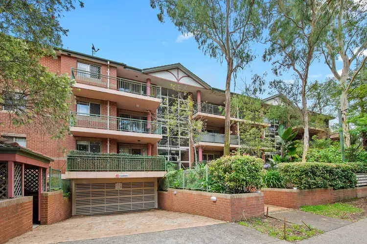 Main view of Homely unit listing, 5/33-35A Sherbrook Road, Hornsby NSW 2077