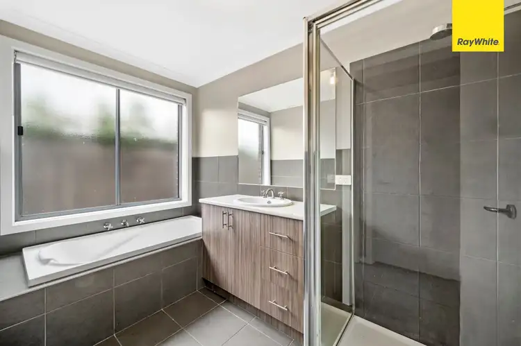 Sixth view of Homely house listing, 1/21 Ranfurlie Circuit, Melton West VIC 3337