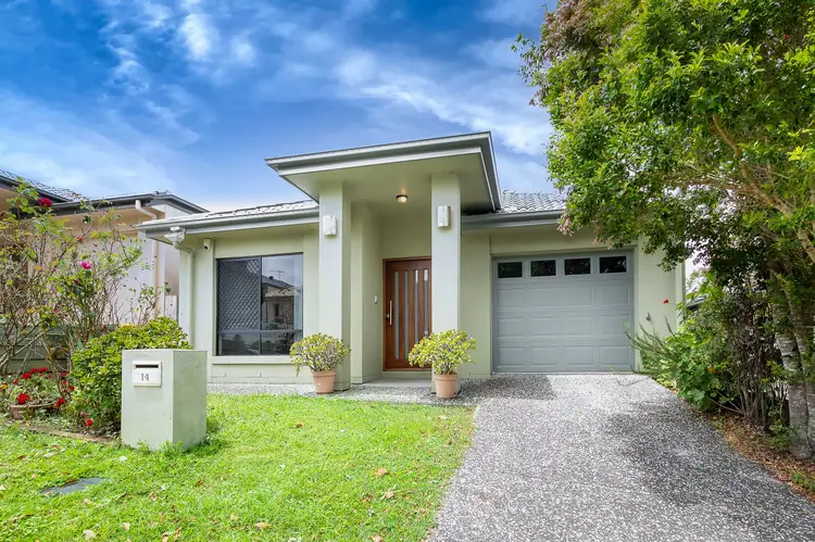 14 Vedanta Drive