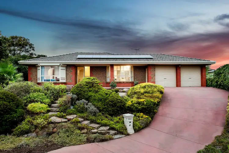 13 Kalmia Court, Hallett Cove SA 5158