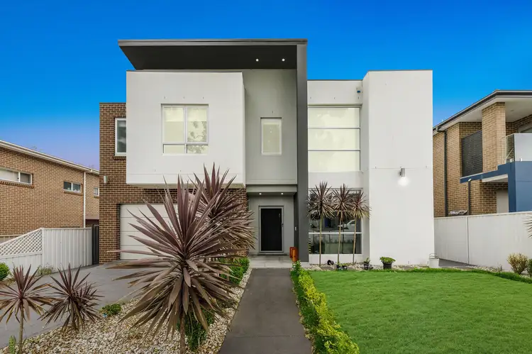 5 Clarke Street North, Peakhurst NSW 2210
