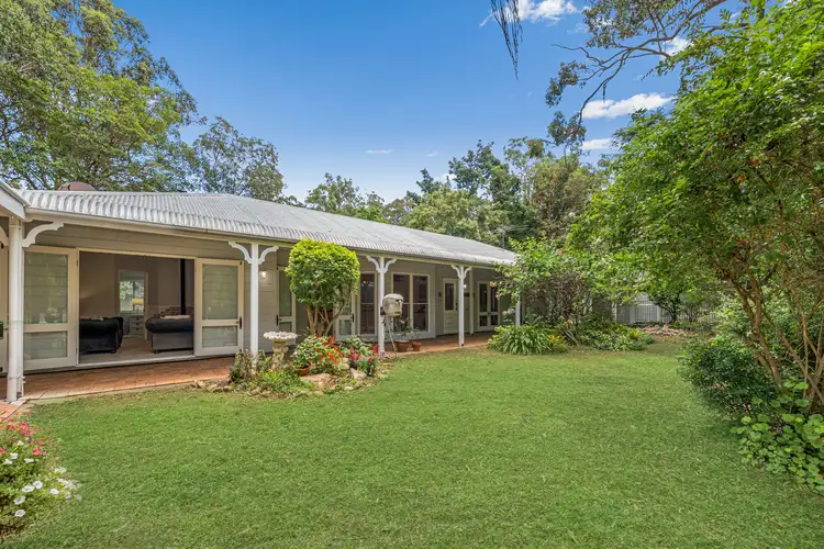 2 Shield Court, Mount Crosby QLD 4306