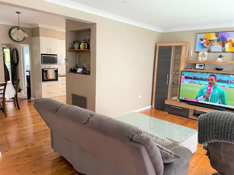 Fifth view of Homely house listing, 28 Buckley Crescent, Oberon NSW 2787