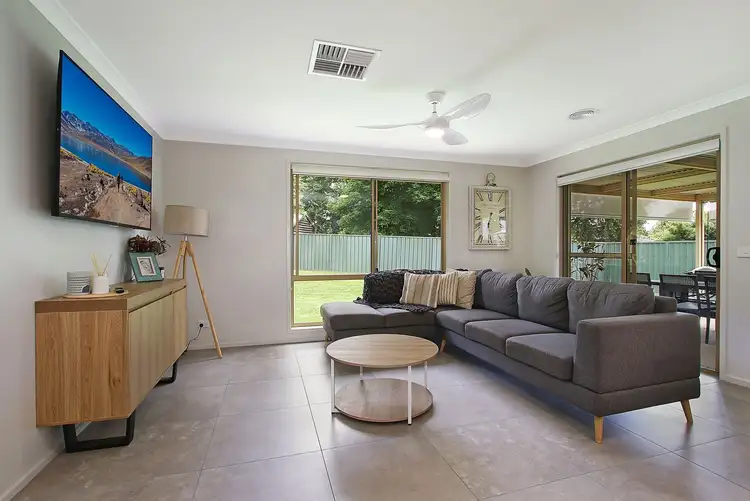 Fifth view of Homely house listing, 26 Orchard Way, Lavington NSW 2641