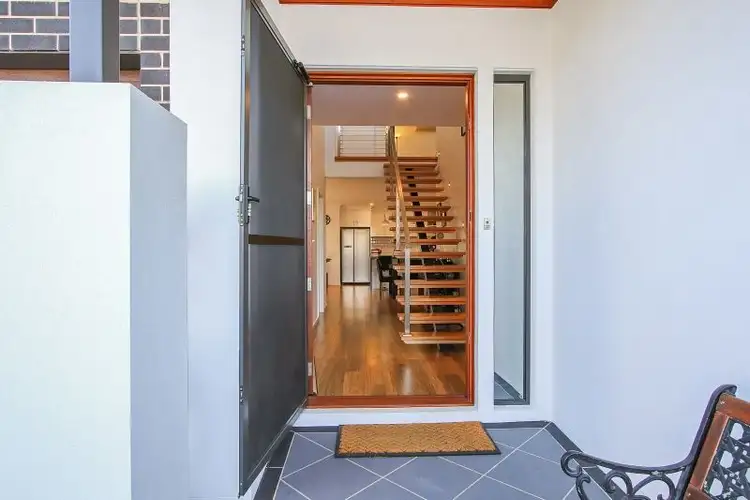 Second view of Homely house listing, 3/16 Woodland Street, Wodonga VIC 3690