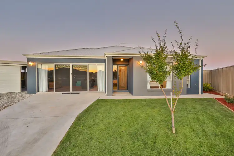 Second view of Homely house listing, 4 Soho Court, Mildura VIC 3500