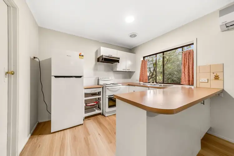 Sixth view of Homely townhouse listing, 2 Wardill Close, Holt ACT 2615