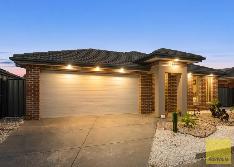 Second view of Homely house listing, 6 Blue Jay Crescent, Tarneit VIC 3029