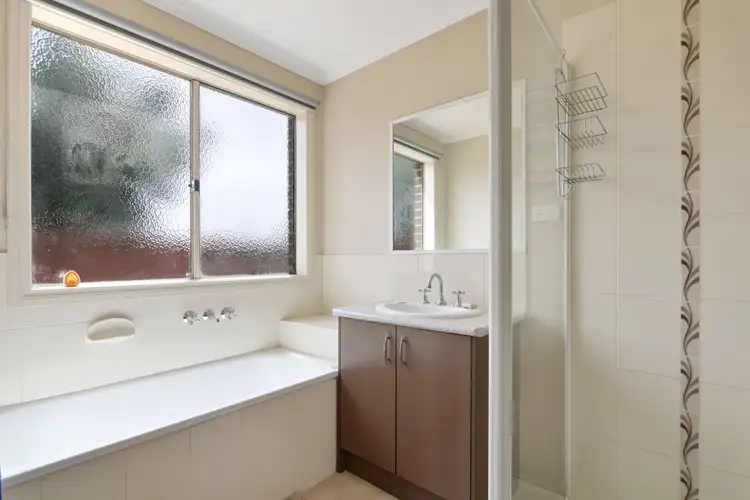 Sixth view of Homely house listing, 2 Omega Street, Carrum Downs VIC 3201
