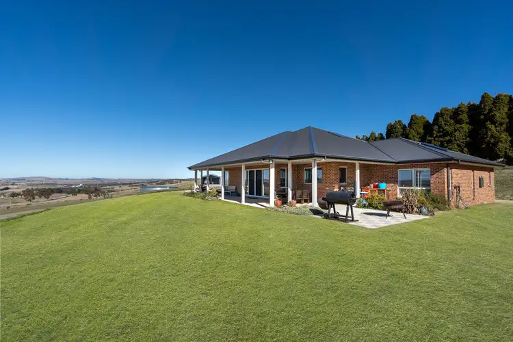 9 Limestone Lane, Blayney NSW 2799