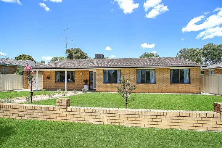 19 Wenke Street, Walla Walla NSW 2659