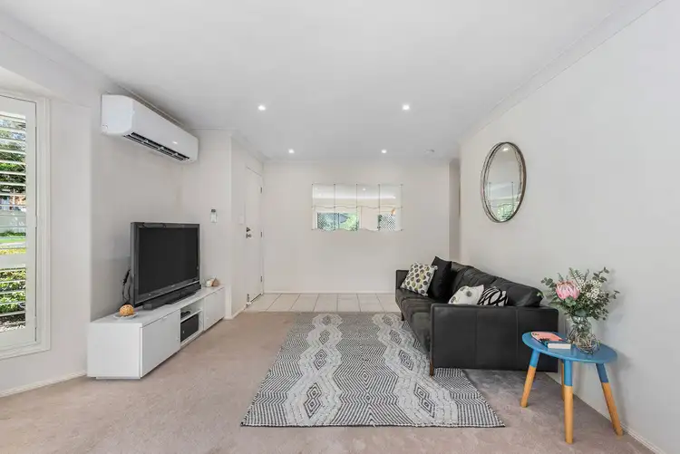 Fifth view of Homely house listing, 28 Hounslow Way, Seventeen Mile Rocks QLD 4073